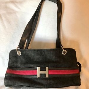 Used vintage Tommy Hilfiger shoulder bag.